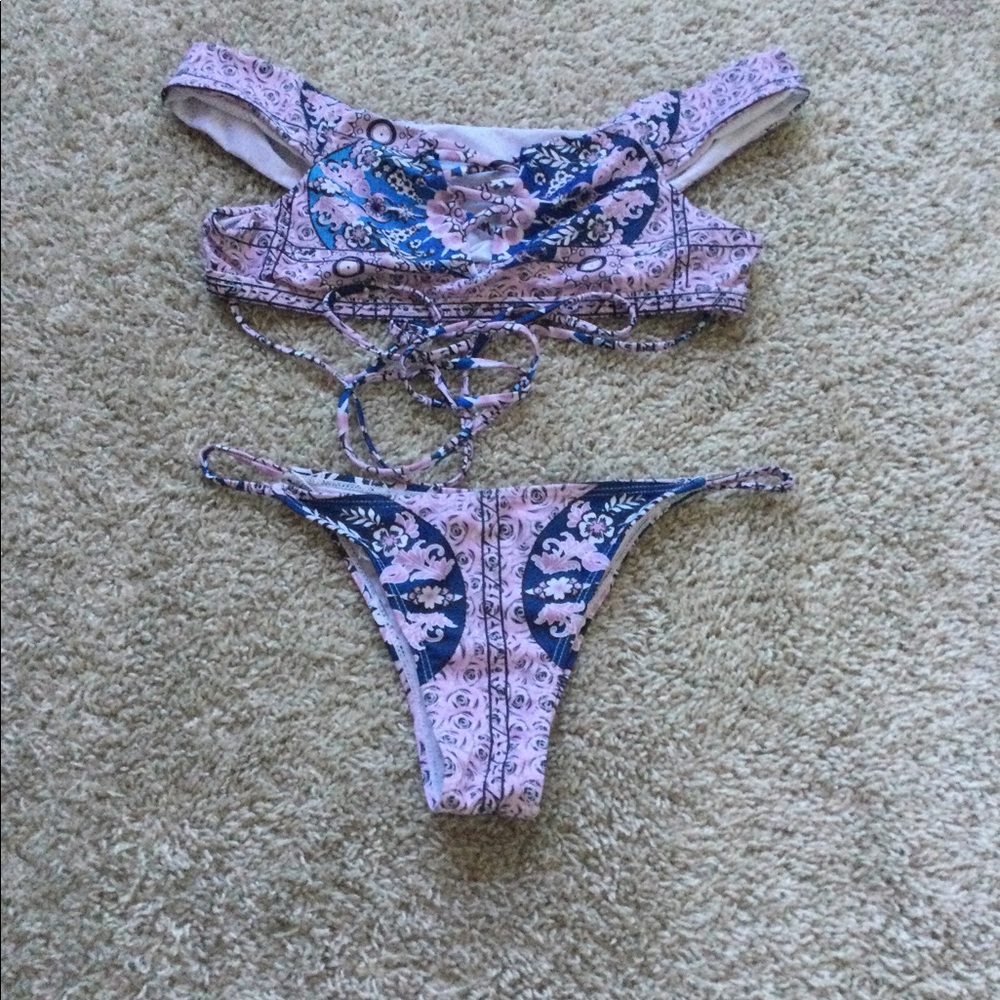 🔥🔥HOST PIC🔥🔥 Floral Bikini - Picture 13 of 16